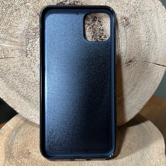 KEYWAY Bear Mountain - iPhone 11 Pro Max Case - Picture 4 of 9